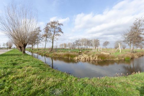 Twee-onder-een-kapwoning-Alblasserdam-omgeving-Wolfspoot-1