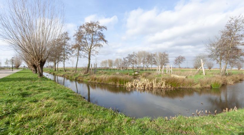 Twee-onder-een-kapwoning-Alblasserdam-omgeving-Wolfspoot-1