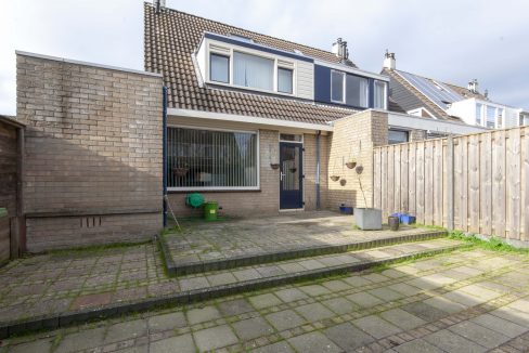 Twee-onder-een-kapwoning-Alblasserdam-tuin-2-Wolfspoot-1