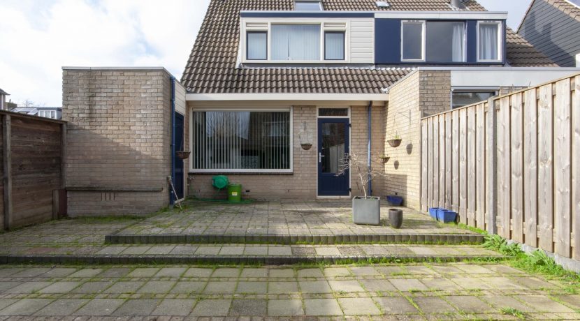 Twee-onder-een-kapwoning-Alblasserdam-tuin-3-Wolfspoot-1