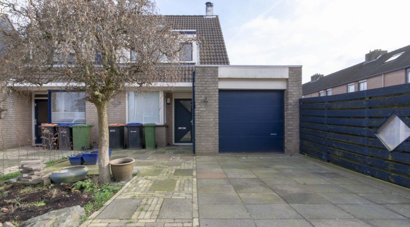 Twee-onder-een-kapwoning-Alblasserdam-tuin-4-Wolfspoot-1