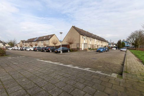 Eengezinswoning-Papendrecht-straat-Ericahof-21